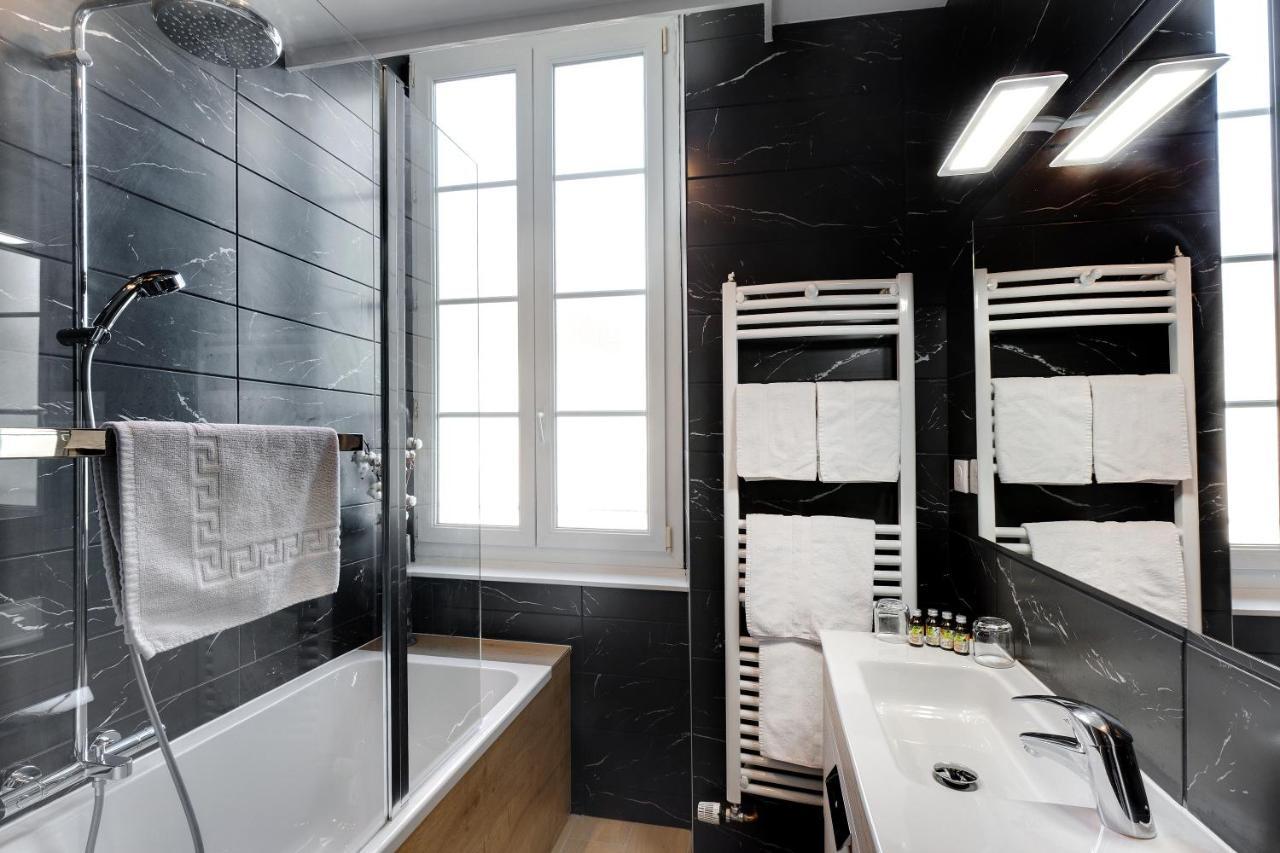 Hotel De France Montmarault Dış mekan fotoğraf