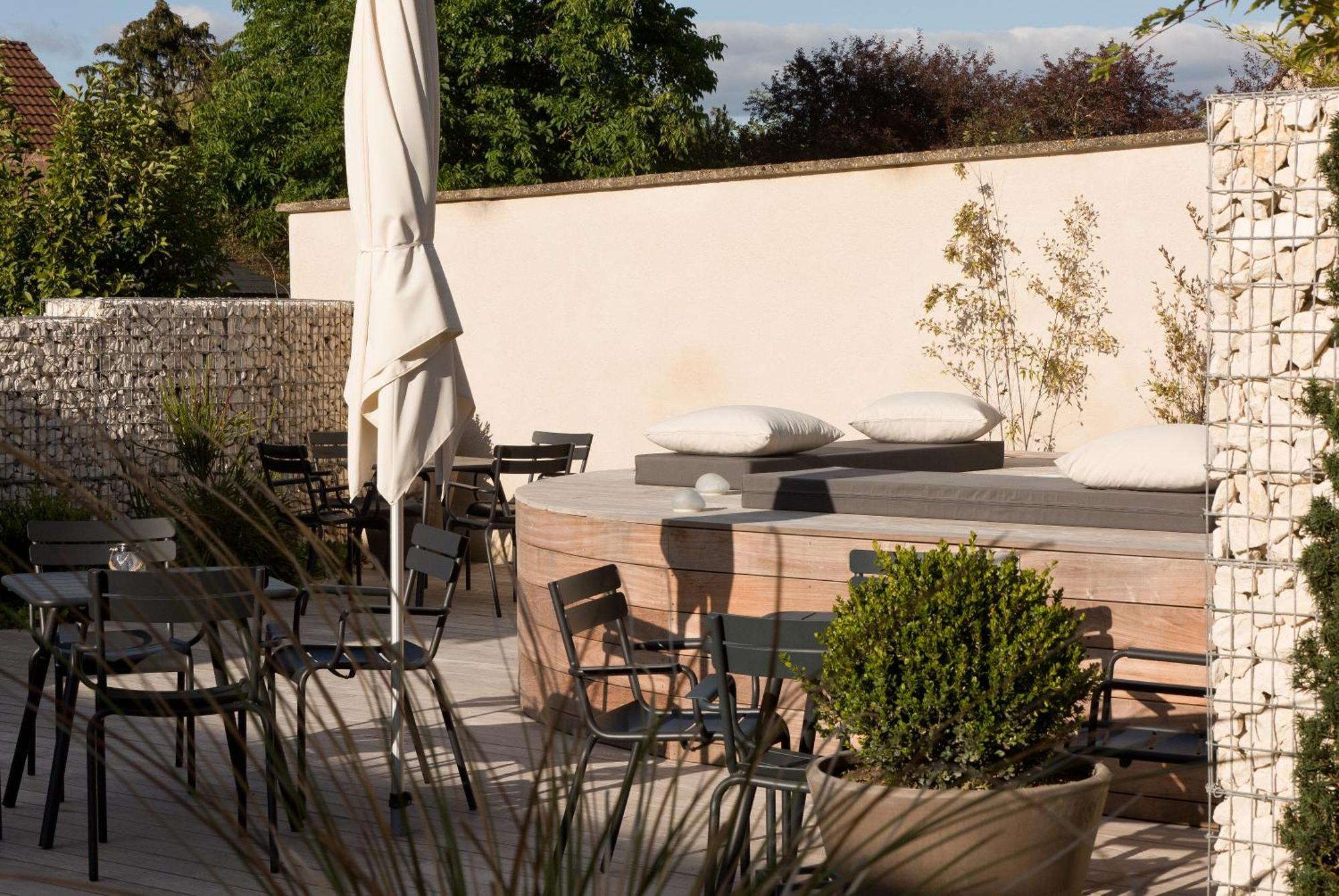 Hotel De France Montmarault Dış mekan fotoğraf